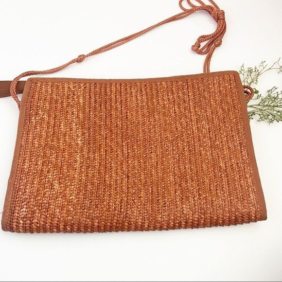 Woven Rectangle Ratan Clutch Purse - Picture 5 of 14